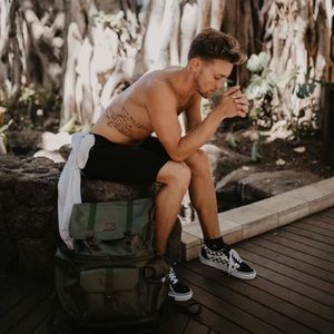 Langly Alpha Globetrotter Camera Bag.